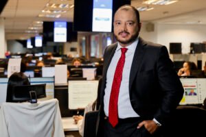 Leia mais sobre o artigo Endividamento das famílias atinge nível recorde e crédito caro pressiona orçamento em 2026